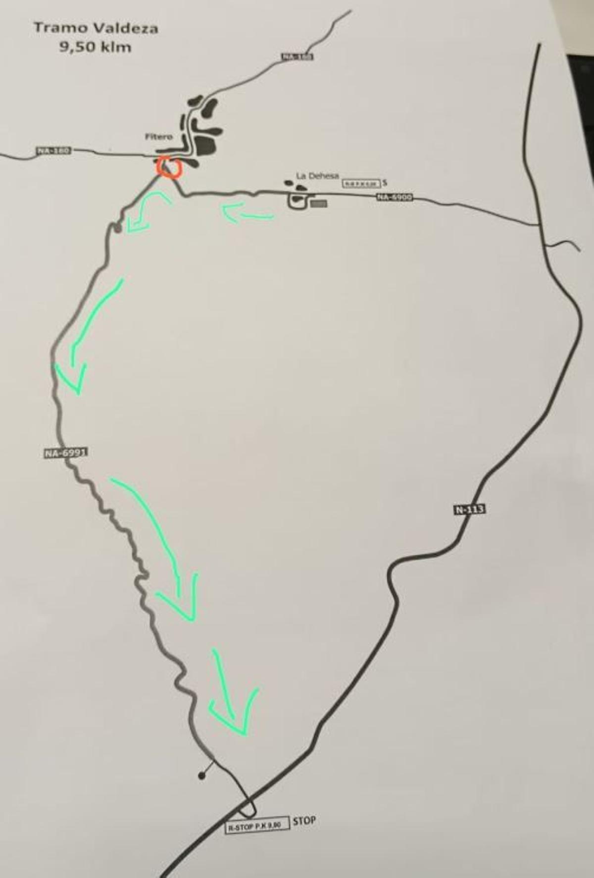 Mapa con el recorrido del rally y, en rojo, el lugar del accidente.