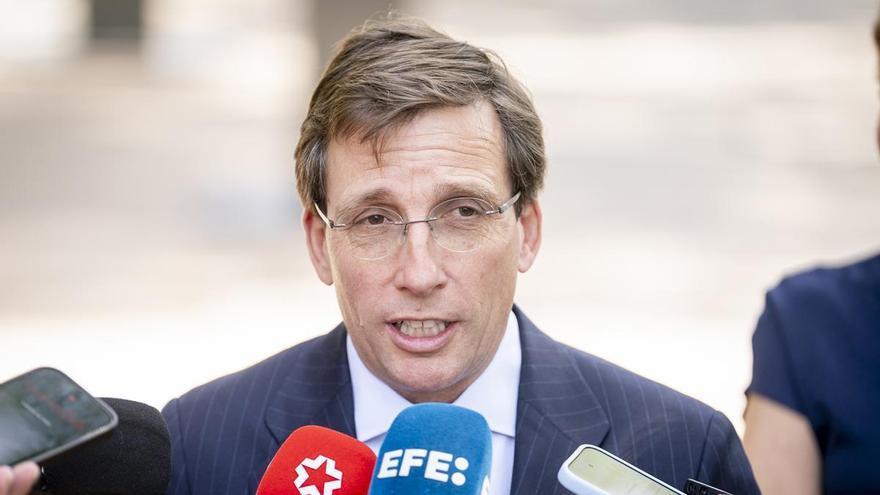 Almeida sobre el cierre del mercado de Usera: "No podemos poner en riesgo la vida de comerciantes y compradores"