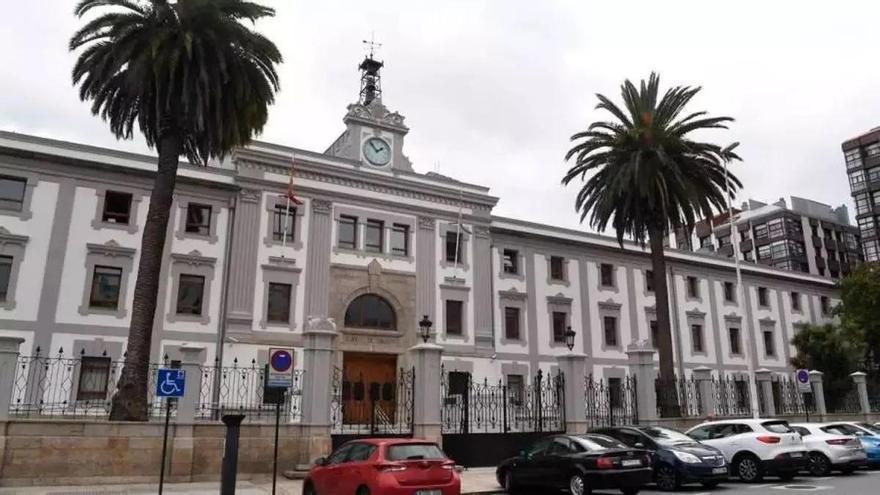 Condenado por robar con violencia a un niño de seis años en A Coruña el día de Navidad mientras le pedía un beso