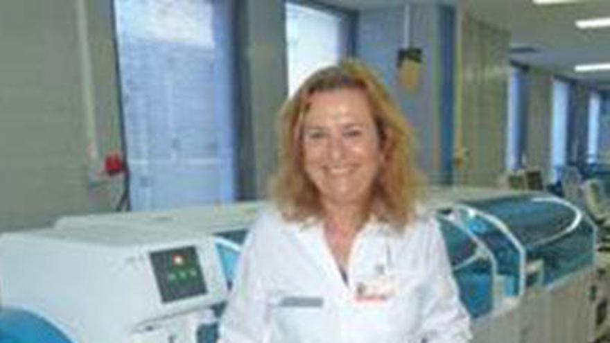 MARÍA SALINAS, Jefe de Servicio de Análisis Clínicos del Hospital de San Juan de Alicante