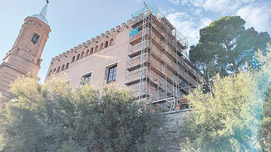 Calatorao inicia la restauración de la fachada norte del castillo