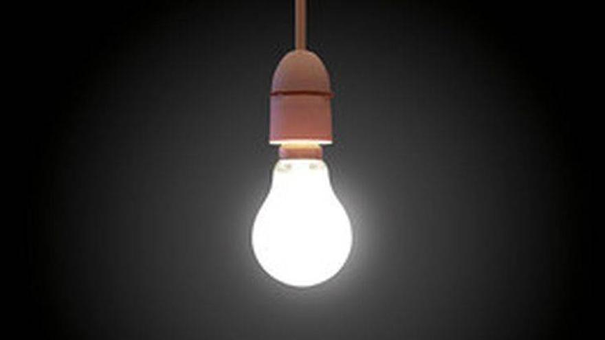 La publicidad de las eléctricas sobre tarifas de luz, bajo sospecha