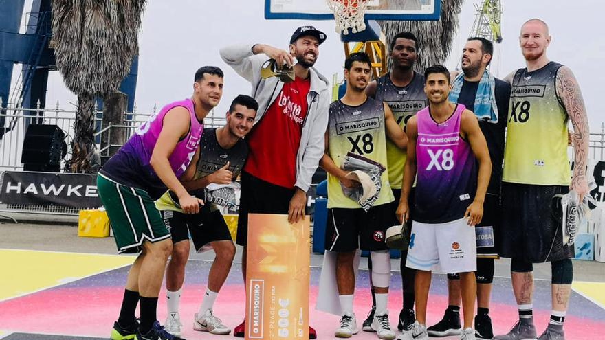 Ganadores del Basket 3x3 de O Marisquiño 2018 // FARO