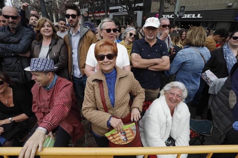 Búscate en la mascletà del 5 de marzo