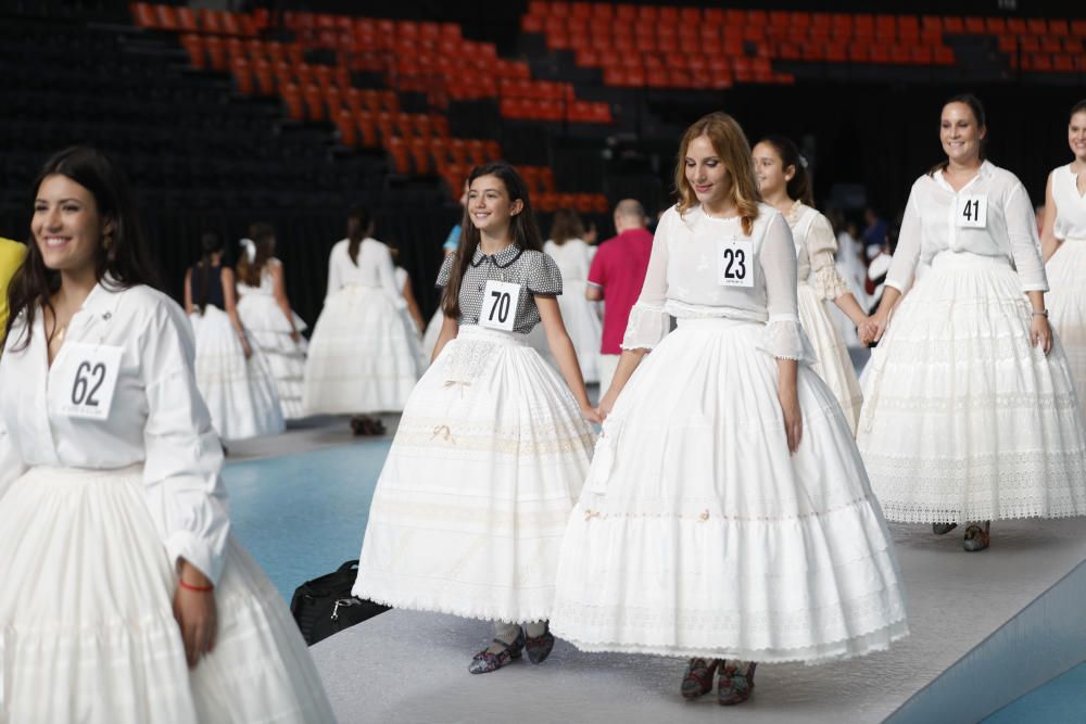 Ensayo de las candidatas a fallera mayor 2019 en la Fonteta