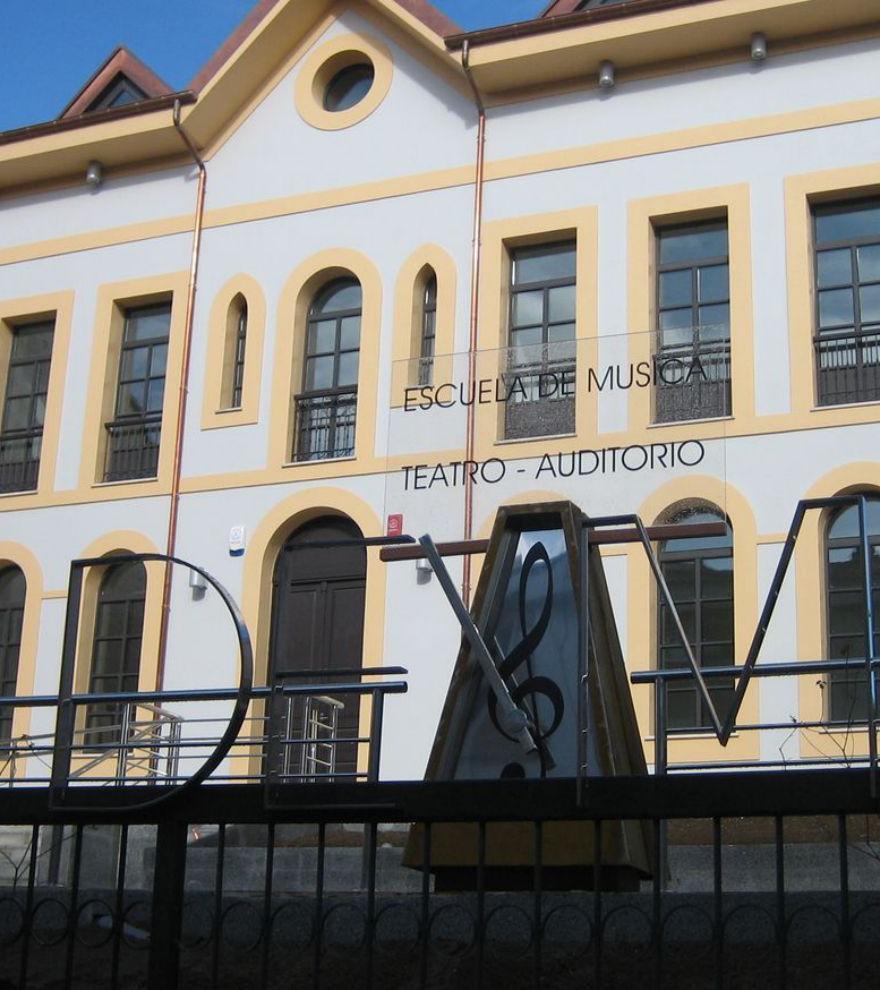 Comercio, cultura y turismo habitan en Grado