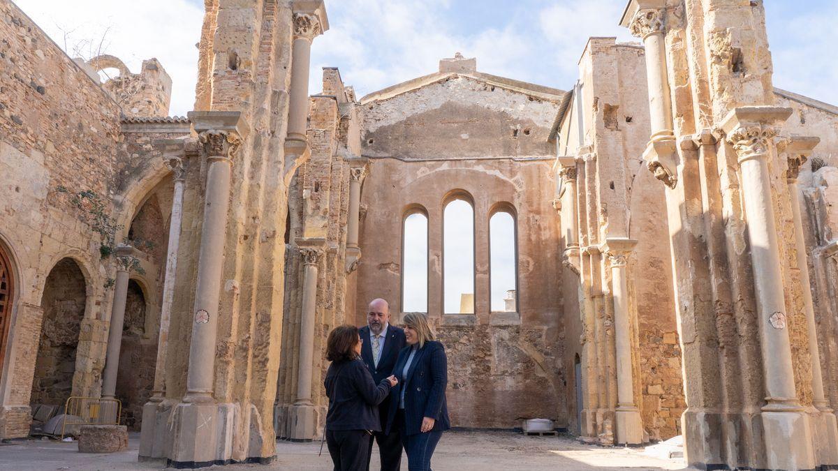 Visita de la alcaldesa, Noelia Arroyo, a la Catedral. Imagen de archivo.