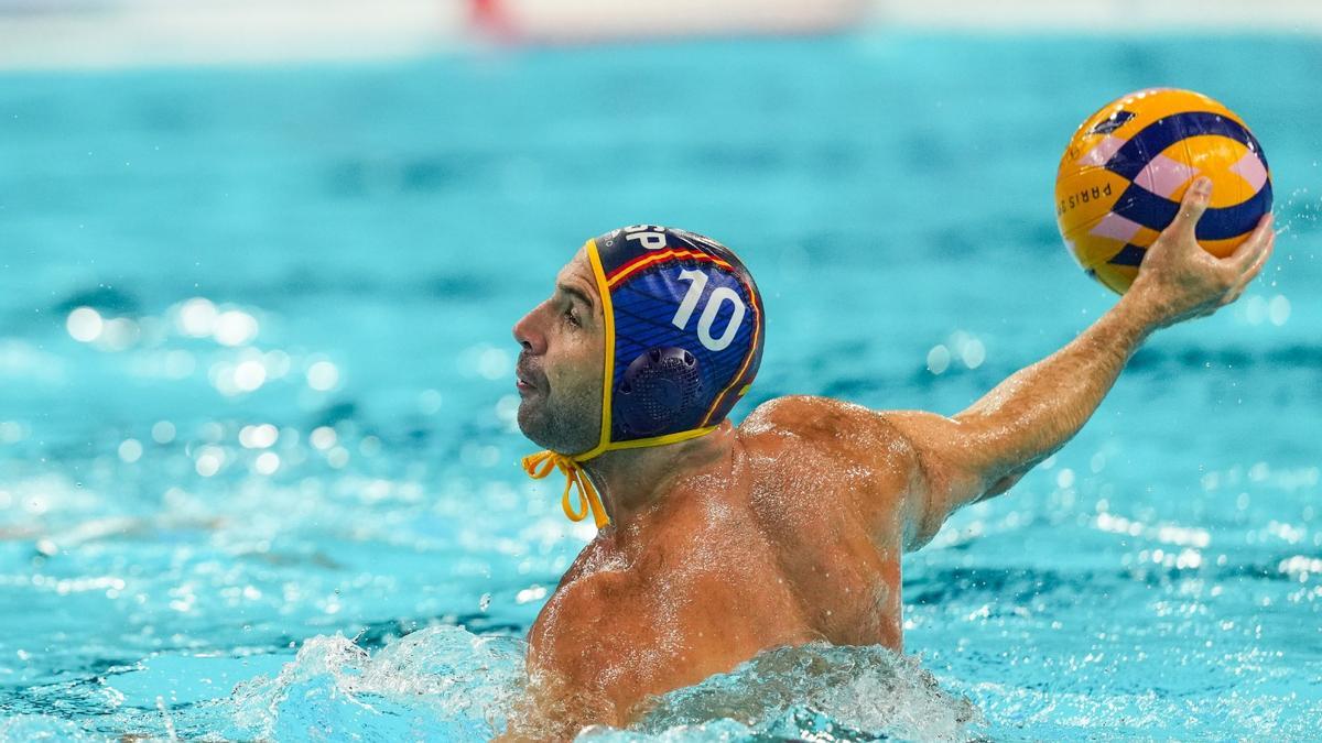 Felipe Perrone, capitán español de waterpolo, en el partido contra Croacia.