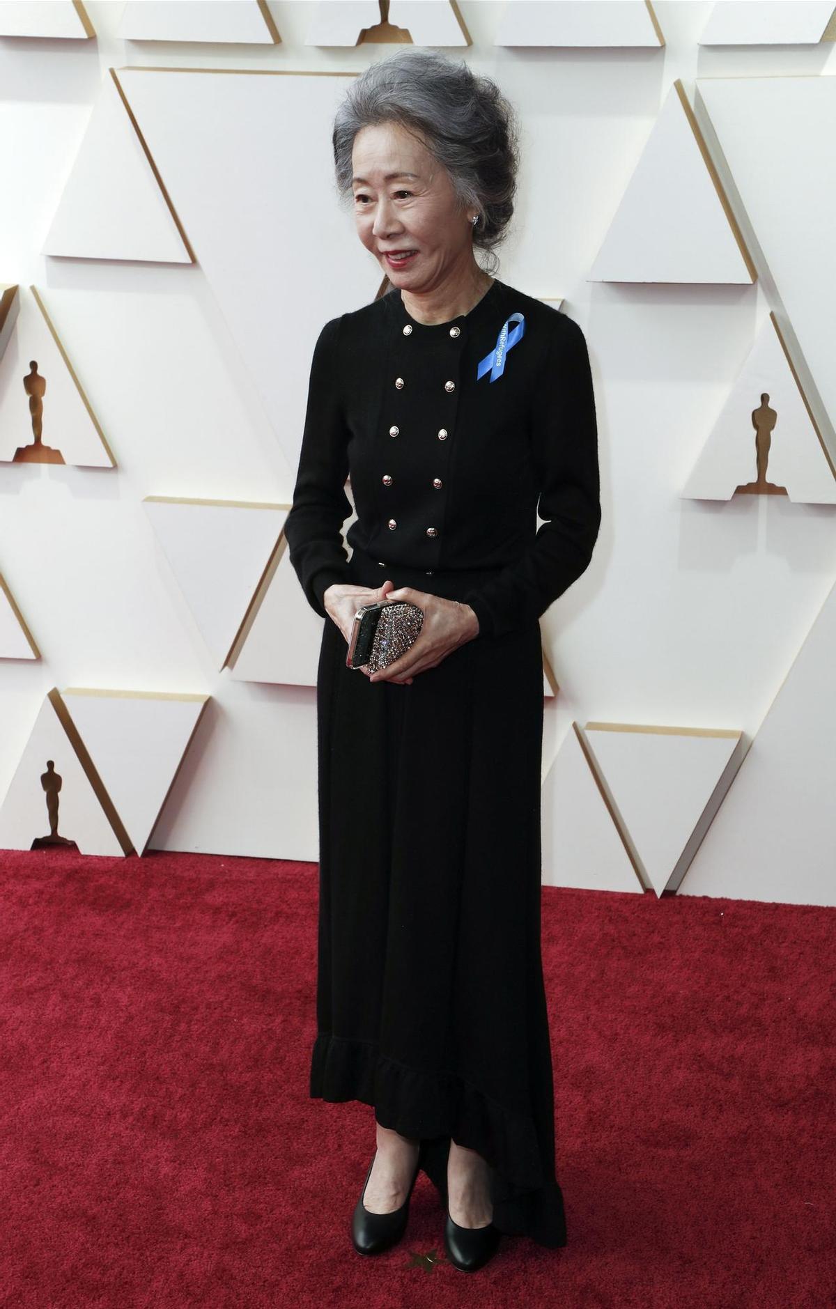 Yuh-jung Youn, en la alfombra roja de los Oscars 2022.