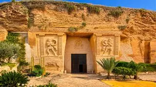 Nadie la visita, pero dicen que es "la Petra española" y está en Andalucía