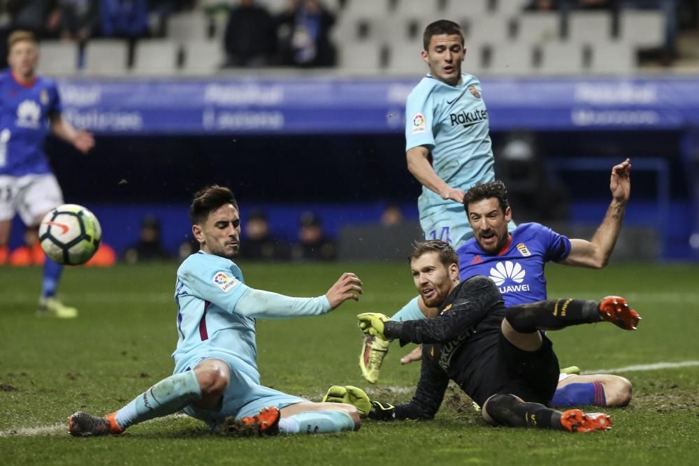 El partido entre el Real Oviedo y el Barcelona B, en imágenes