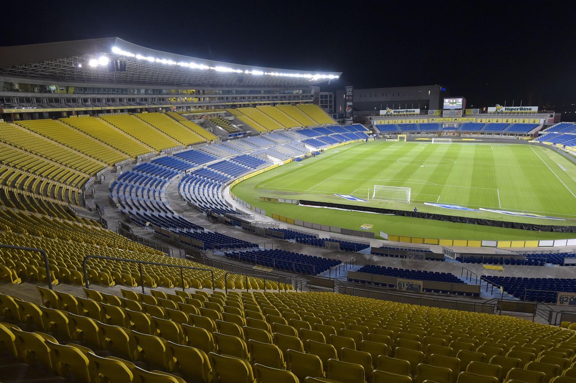 El partido del derbi UD Las Palmas - CD Tenerife, en imágenes