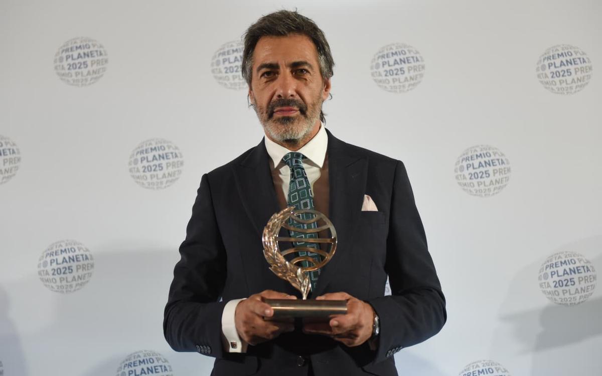 Juan del Val, ganador del Premio Planeta 2025.