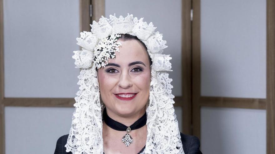 Alicia Navarro Olivares, candidata de la Hoguera La Cerámica