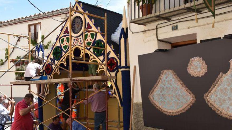 Morella se transforma en un museo al aire libre para recibir a la patrona