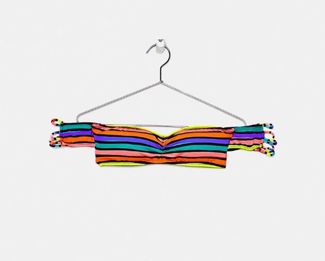 Bikini de Bershka multicolor (Precio: 15,99 euros)