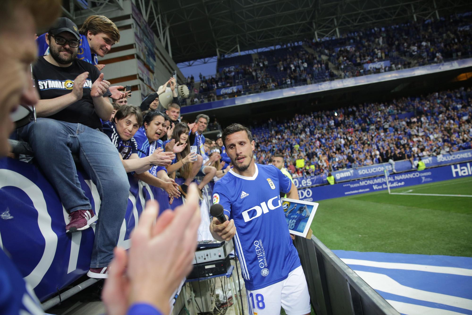 El partido del Oviedo ante el Ibiza, en imágenes