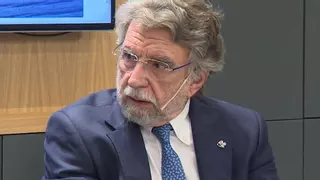 Antonio Escribano, endocrino cordobés: "Una pequeña estrategia es mezclar el aceite de oliva con el café o con el bol de cereales"