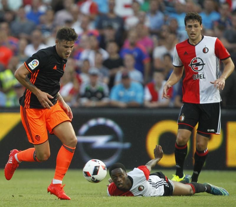 Las mejores imágenes del Feyenoord - Valencia CF