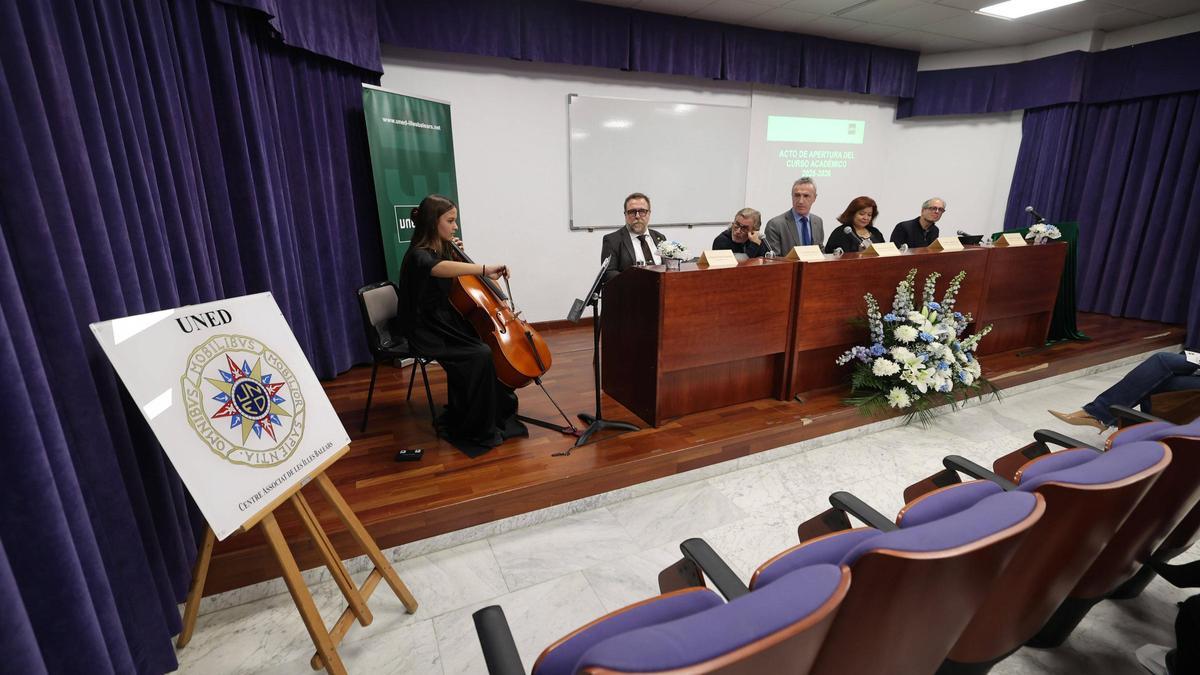 Acto inaugural del curso académico de la UNED en Ibiza