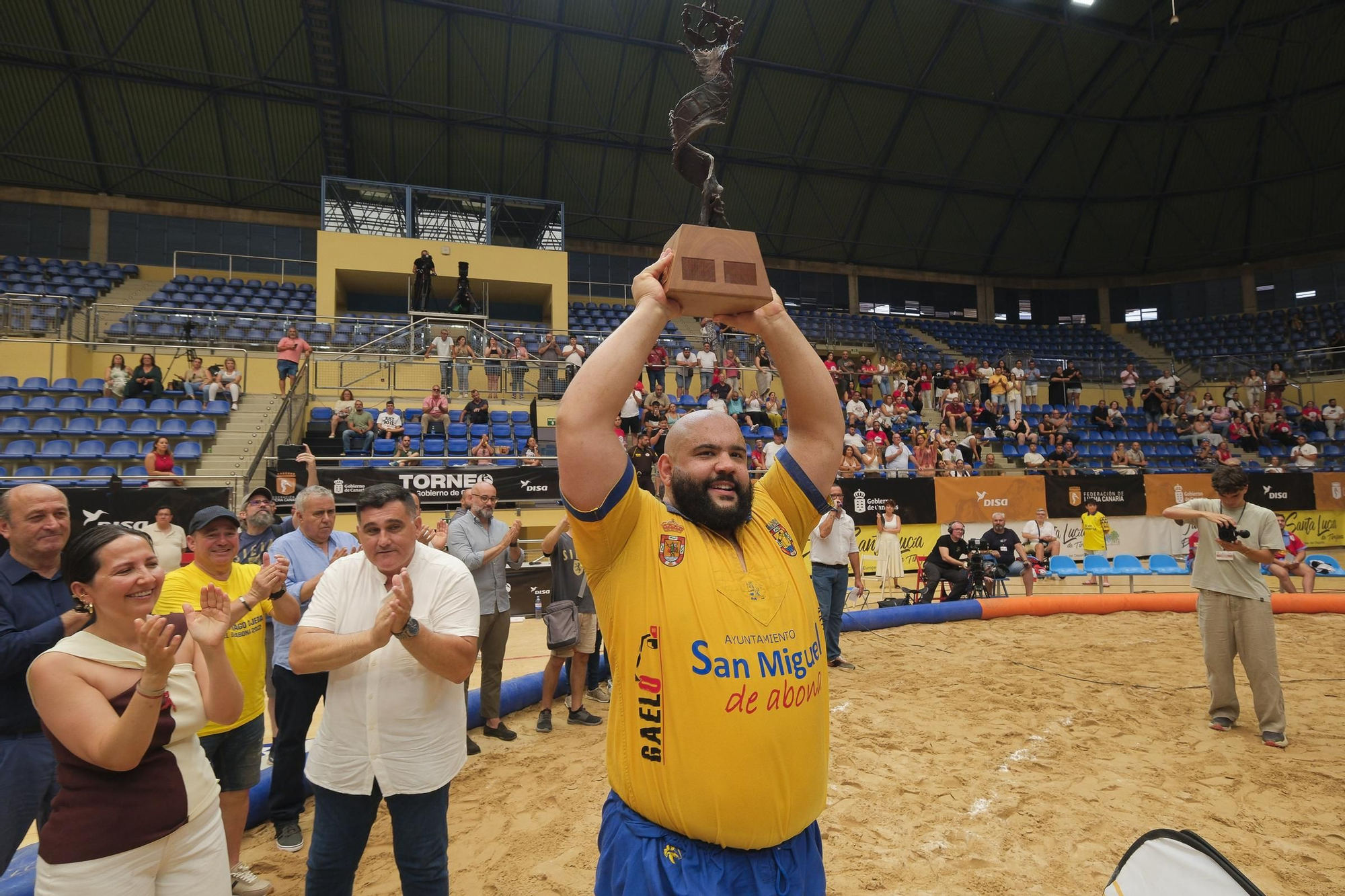 Final del torneo DISA Gobierno de Canarias de Lucha