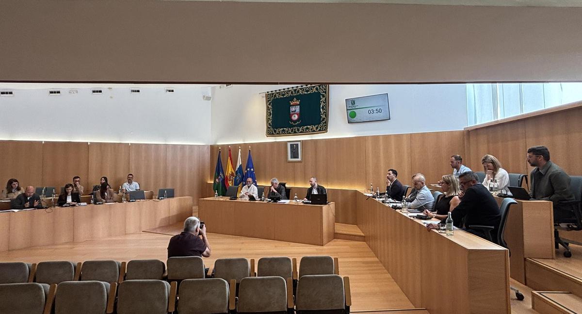 Pleno del Ayuntamiento de Tías.