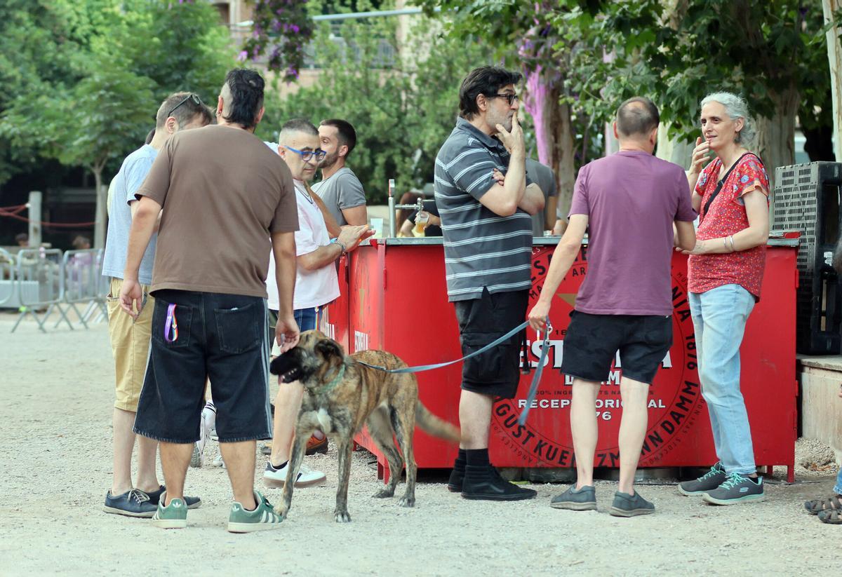 Manresa vibra a la festa de cloenda de l'Orgull LGTBIQ+ al pati del Casino Manresa vibra a la festa de cloenda de l'Orgull LGTBIQ+ al pati del Casino