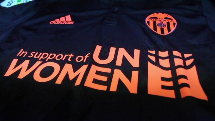 El Valencia estrenará su nueva camiseta ante el Atleti