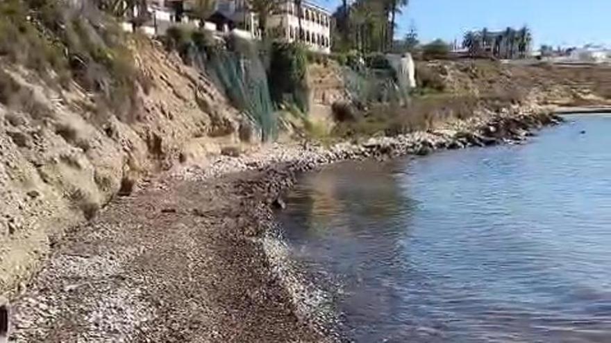El Campello cierra la playa de l'Almadrava