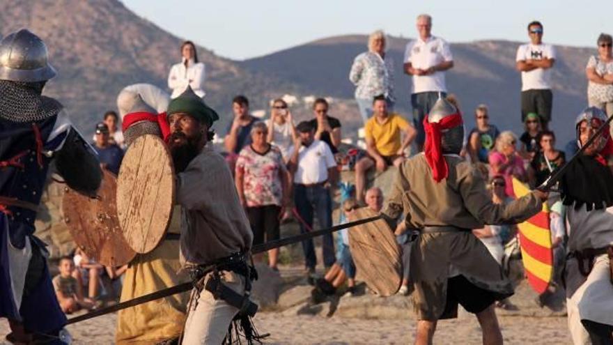 Recreació d&#039;una lluita medieval del Festival Terra de Trobadors 2017.