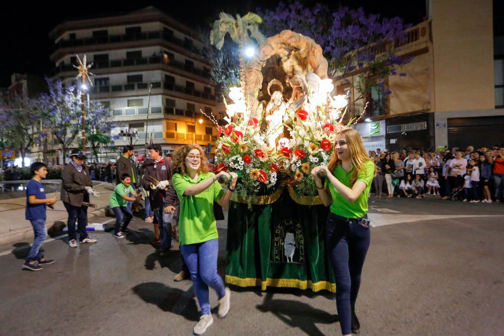 Instante de la Passejà de Sant Onofre celebrada el sábado por la noche en Quart de Poblet.