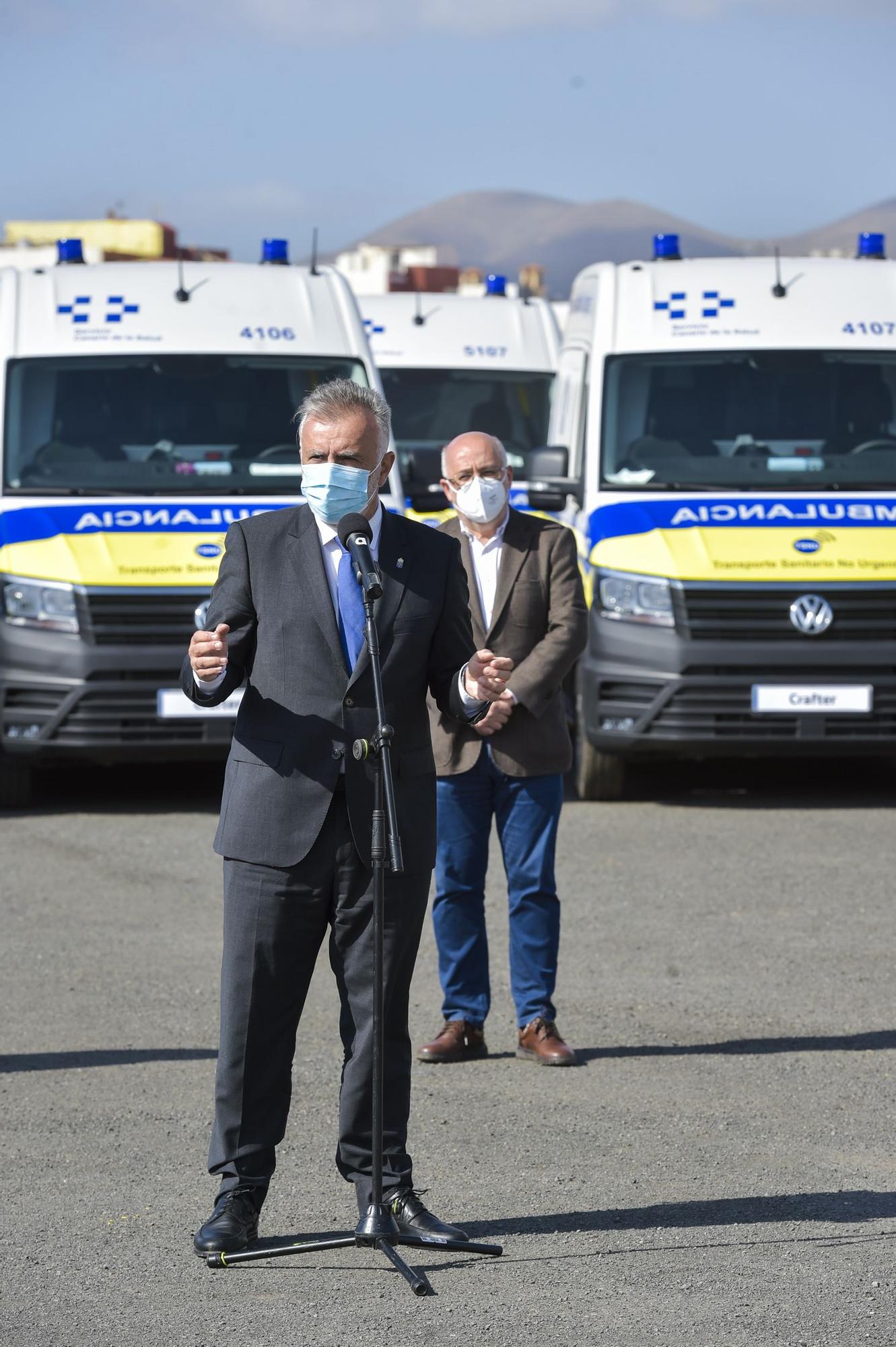 Presentación de nuevas ambulancias del transporte sanitario no urgente en Gran Canaria (5/06/2021)