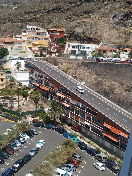 Edificio Los Ficus, en el municipio tinerfeño de Tacoronte.