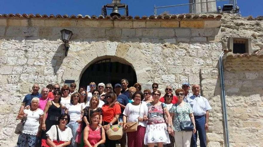 La Asociación Juana Monroy de Morales visita Palencia