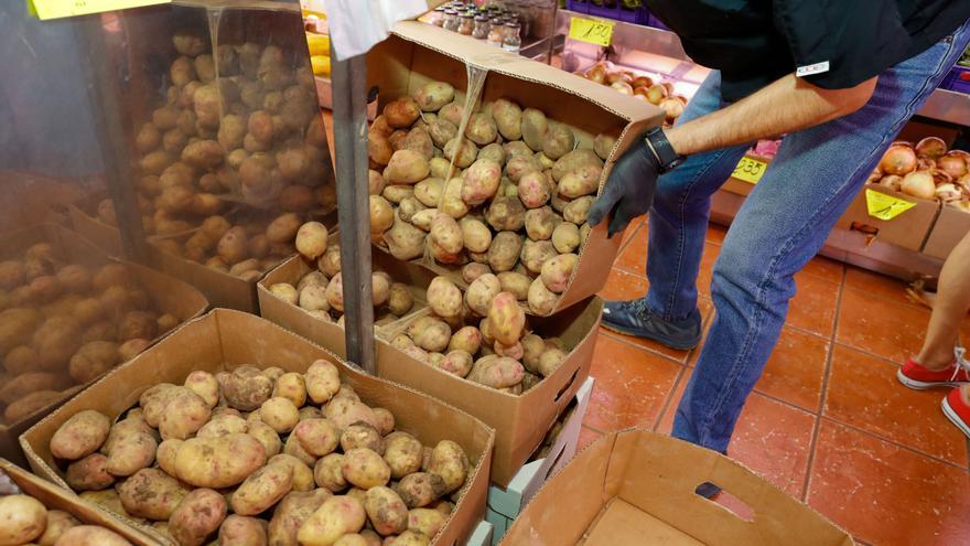 Los importadores de papas niegan que especulen con los precios