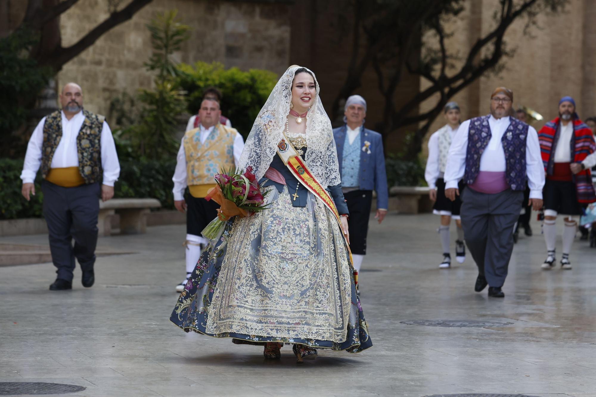 Ofrenda 2023 | Falleras Mayores e Infantiles de comisiones del 17 de Marzo (I)