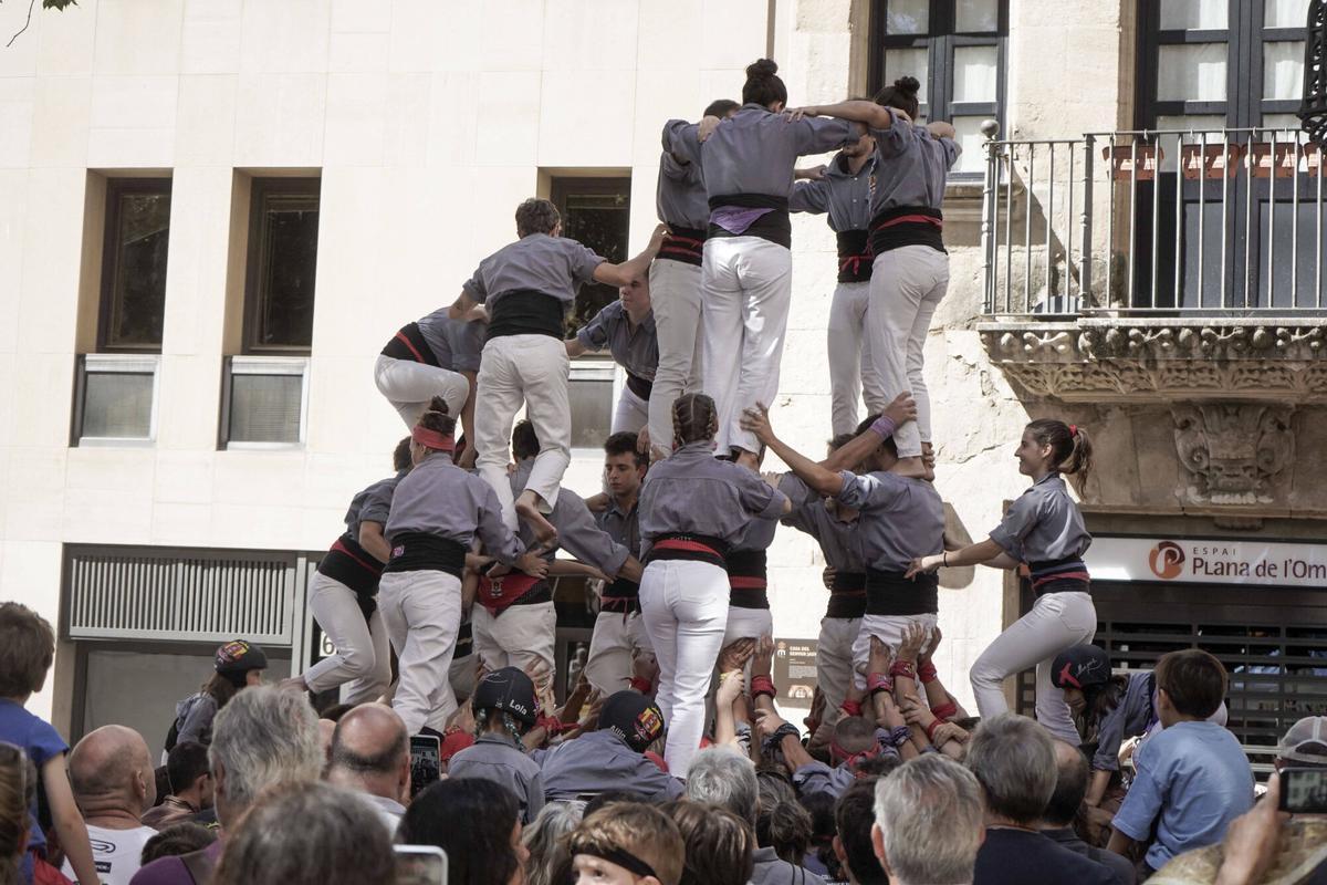 Els Tirallongues fan la millor actuació de la temporada amb el seu tercer 4 de 8 Els Tirallongues fan la millor actuació de la temporada amb el seu tercer 4 de 8