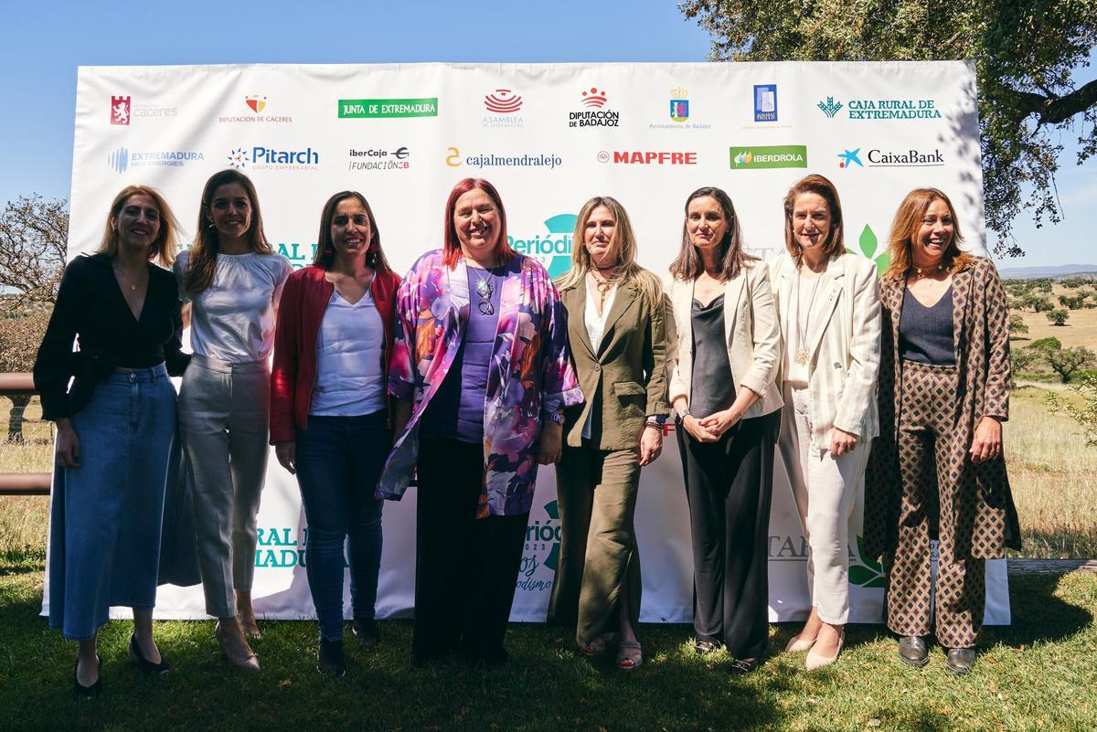 La finca El Toril fue escenario del encuentro ‘Mujeres en el sector primario extremeño’, que reunió a un importante plantel de expertas en romper los techos de cristal en el agro.