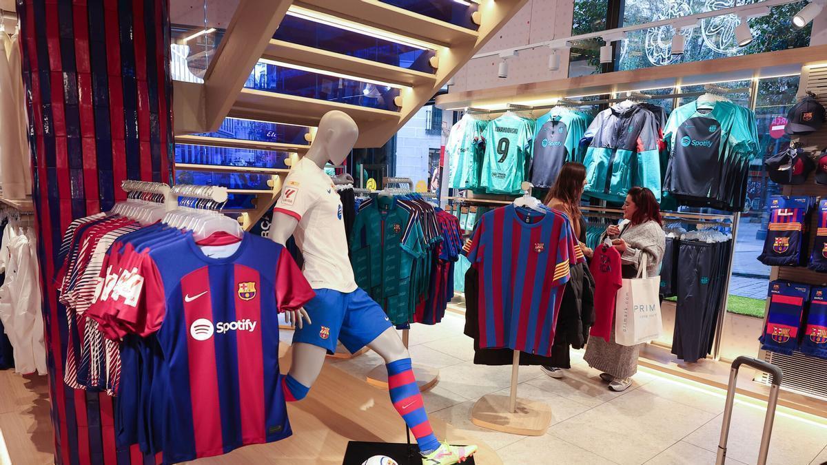 El Barça es, con 277 millones de euros, el club que vende más camisetas de Europa
