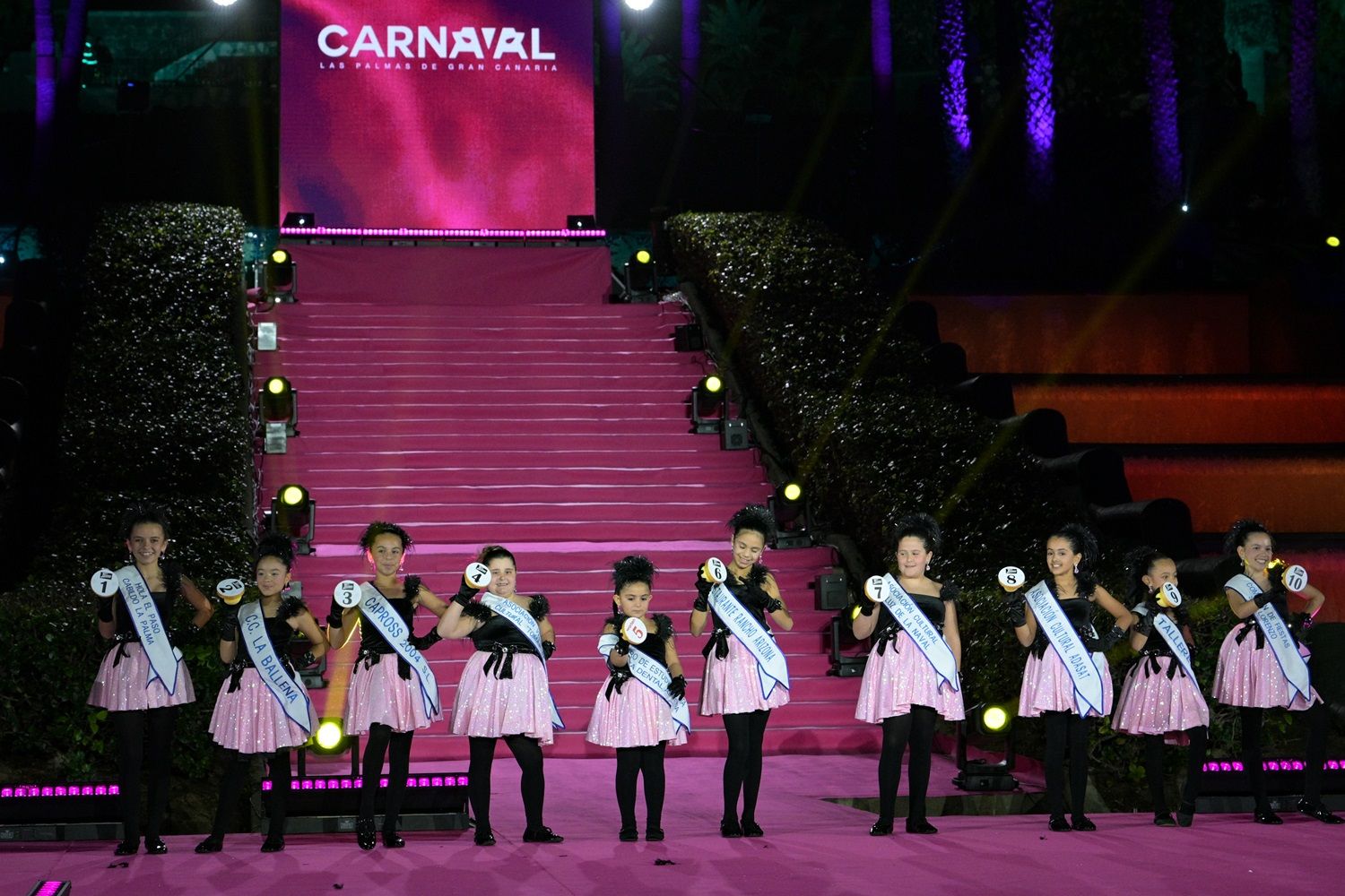 Gala de presentación los 54 aspirantes al Trono Infantil, Gran Dama, Reina Adulta y Drag Queen