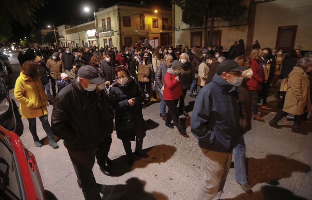 Manifestación en las calles del Port de Sagunt, el 25N contra la violencia machista.