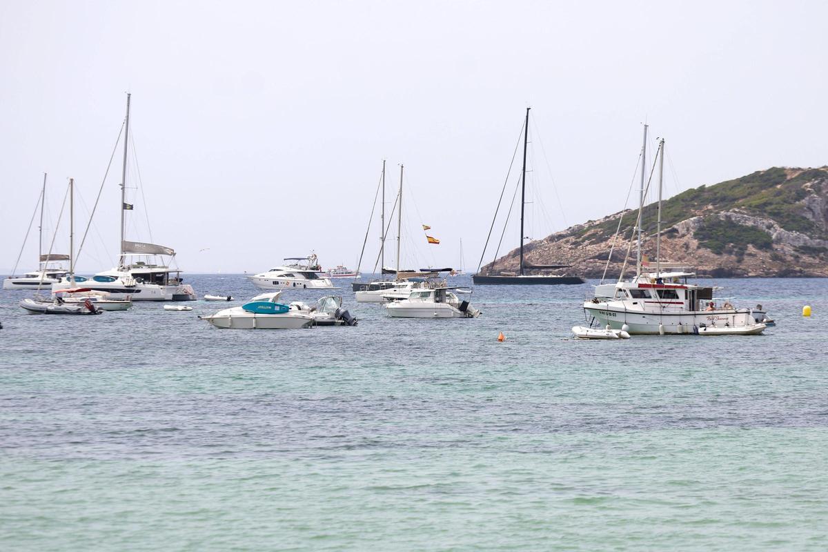 El eterno problema de los vertidos fecales en la bahía de Portmany