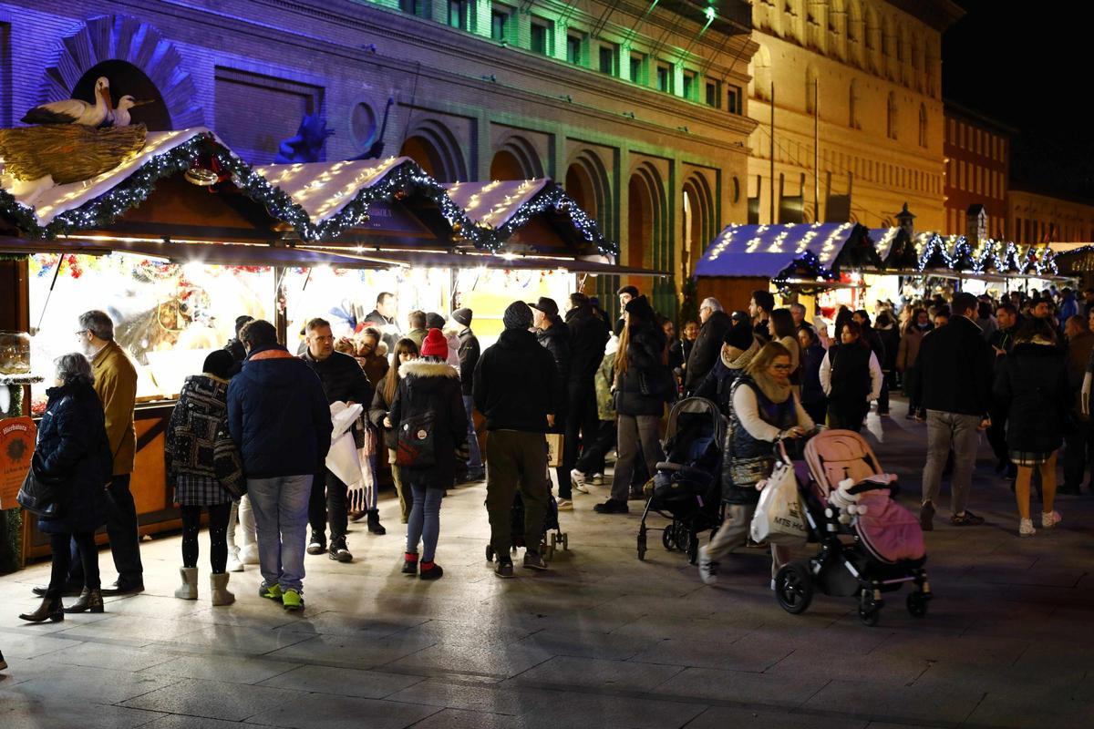 Casetas navideñas en la Muestra en la plaza del Pilar el año pasado