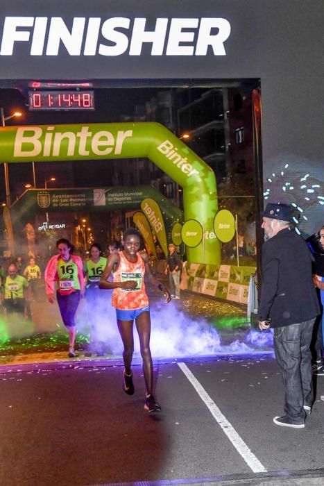 16-11-19 DEPOTES. CALLES DE LA CIUDAD. LAS PALMAS DE GRAN CANARIA. Salida y llegada de la carrera LPA Nigh Run. Fotos: Juan Castro.  | 16/11/2019 | Fotógrafo: Juan Carlos Castro