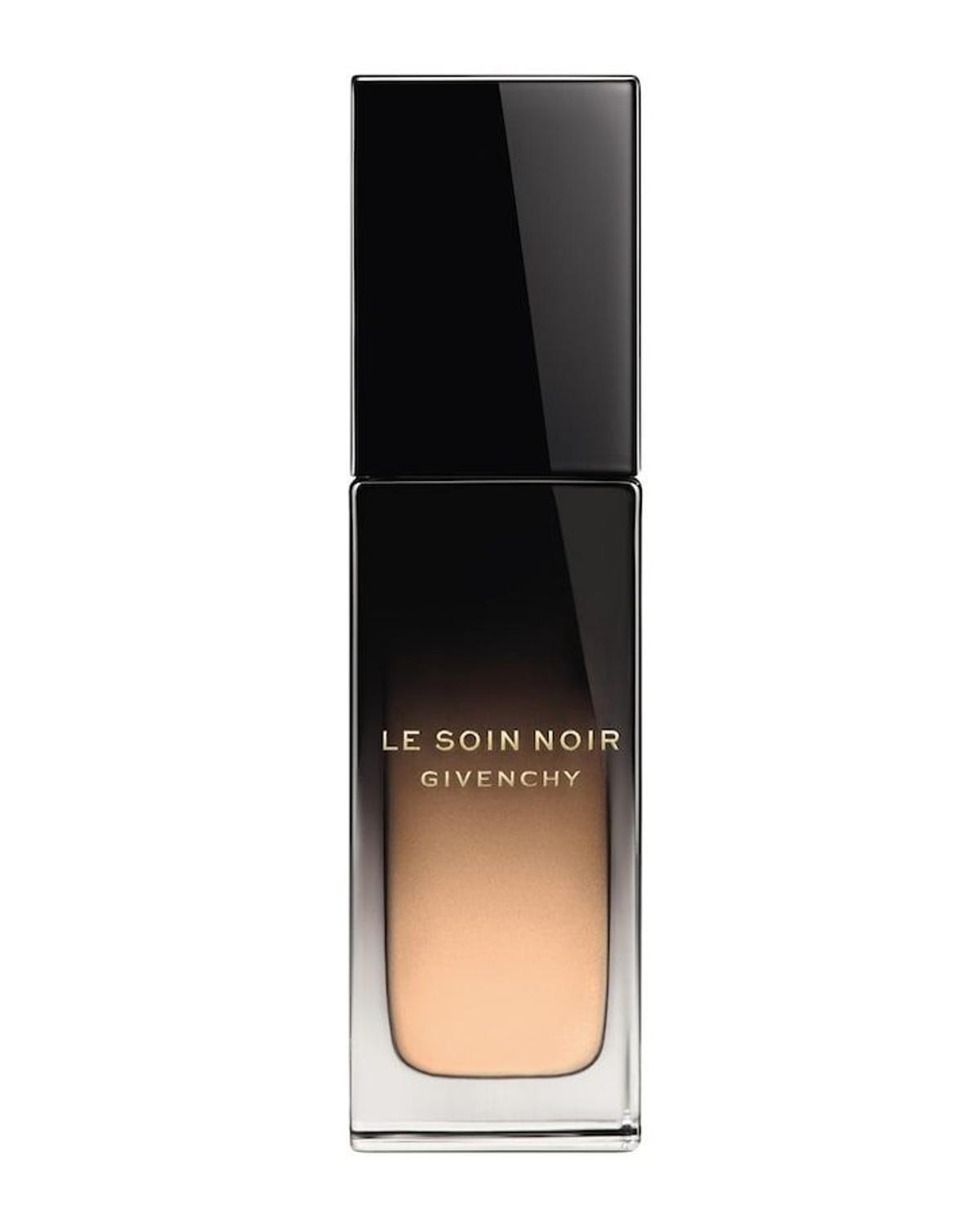 Base de maquillaje Le Soin Noir Fond de Teint de Givenchy