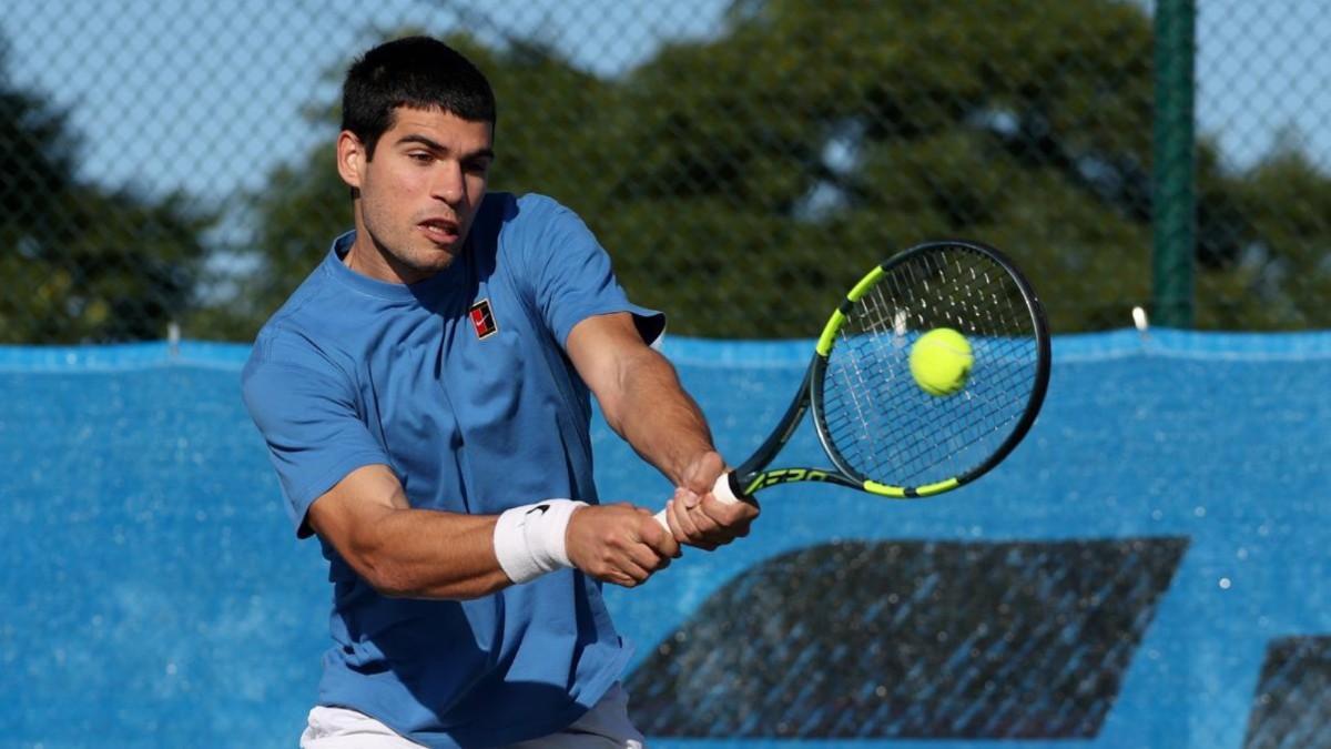 Carlos Alcaraz preparando el inicio de temporada en Murcia
