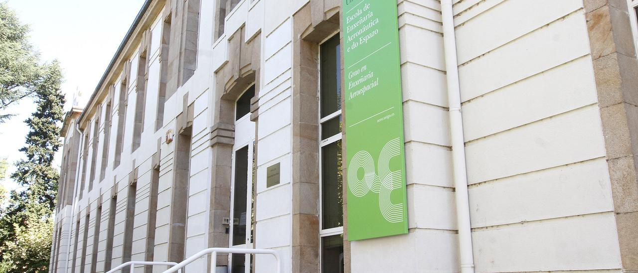 Escuela de Ingeniería Aeronáutica y del Espacio de Ourense.