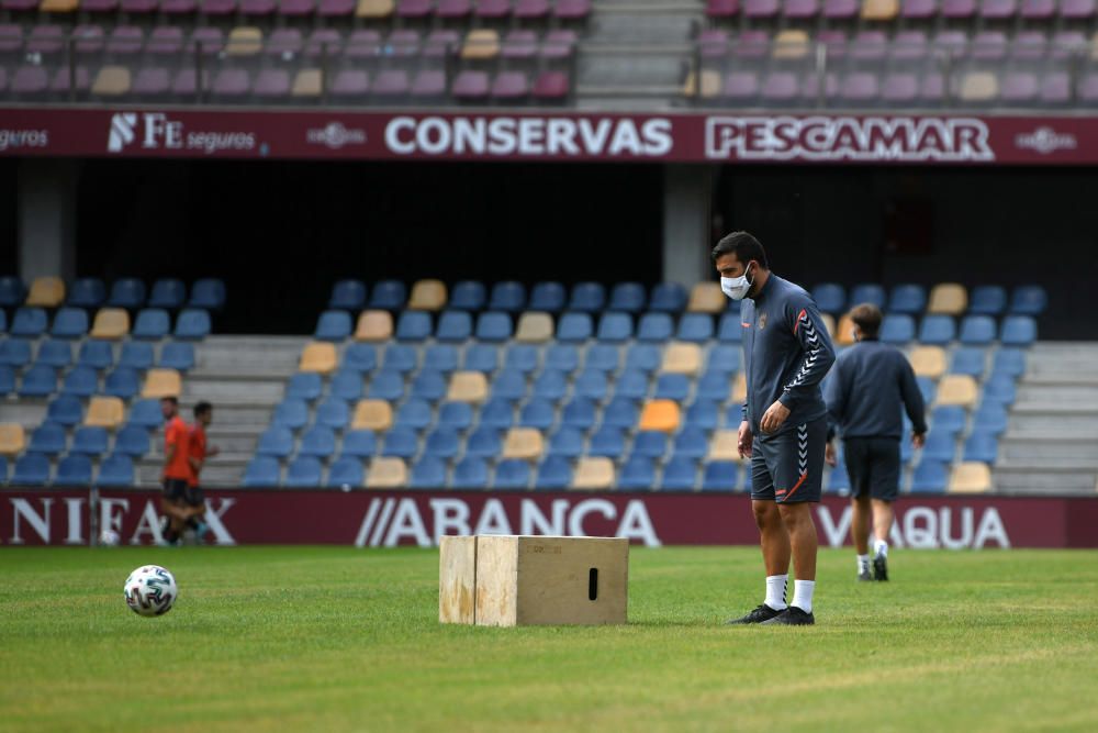 Máxima intensidad y cero contacto en la vuelta al trabajo del Pontevedra CF