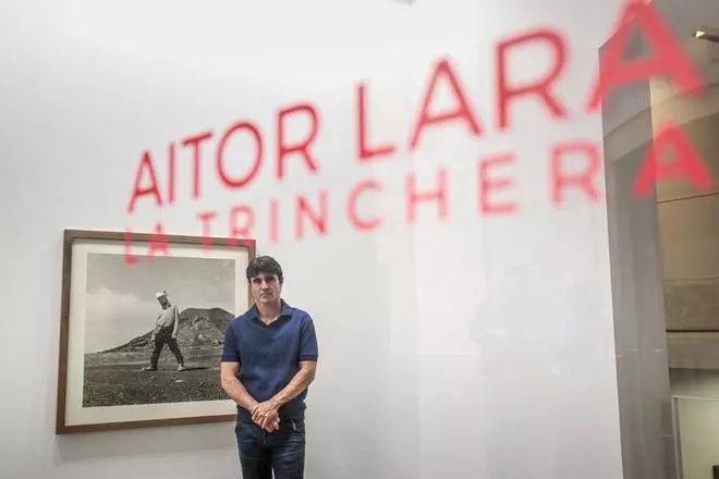 La galería 6A inaugura la exposición fotográfica de Aitor Lara 'La trinchera'