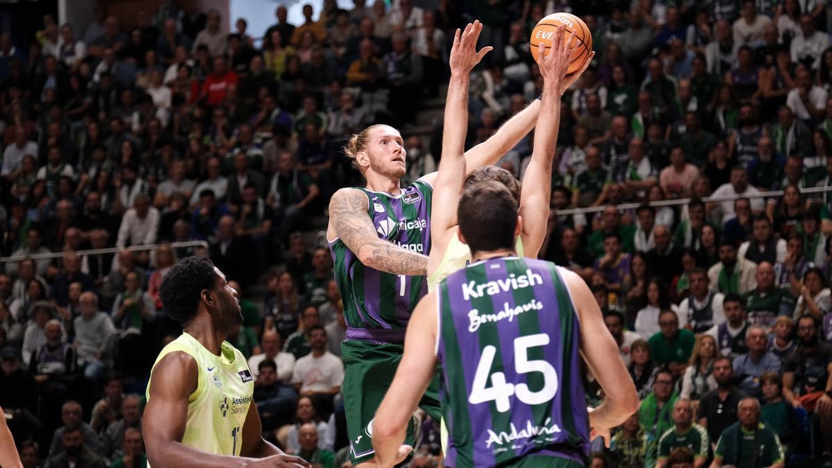 Partido de play off que disputan el Unicaja y el Barça de la liga Endesa.